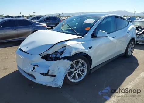 2023 Tesla Model Y Awd/Long Range Dual Motor All-Wheel Drive from USA, damaged, VIN 7SAYGDEE1PF814375